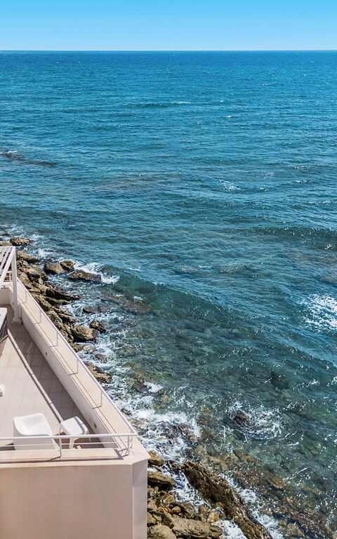 Mare Dentro: Eksteriør, Utendørs, Visningar