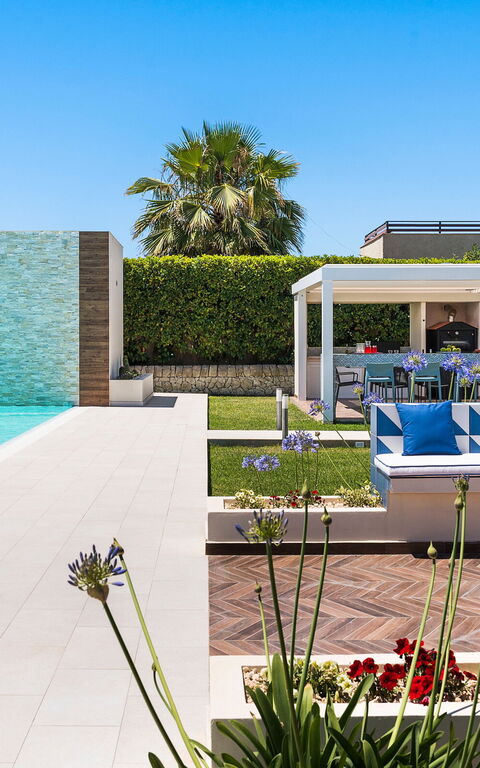 Villa Dilecta: Balkong / terrasse / uteplass, basseng, Eksteriør, Utendørs