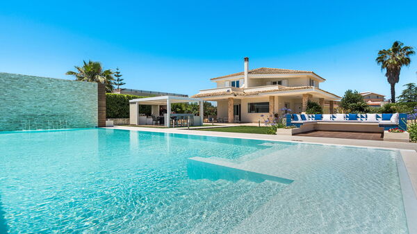 Villa Dilecta: basseng, Eksteriør, Utendørs