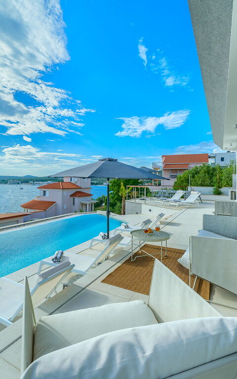 Villa Allina: basseng, Eksteriør, Utendørs, Visningar