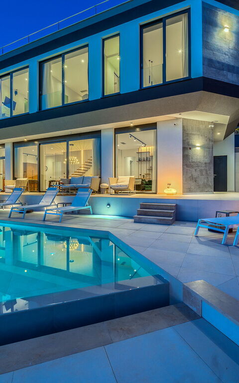 Villa Allina: basseng, Eksteriør, Utendørs