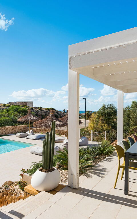 Villa Castalia: Balkong / terrasse / uteplass, basseng, Eksteriør, Utendørs