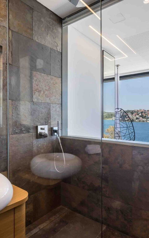 Villa Olive Vista 1: Baderom