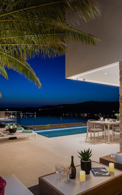 Villa Olive Vista 2: Balkong / terrasse / uteplass, basseng, Eksteriør, Utendørs