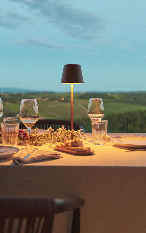 Villa Elmi: Balkong / terrasse / uteplass, Eksteriør, Utendørs, Visningar