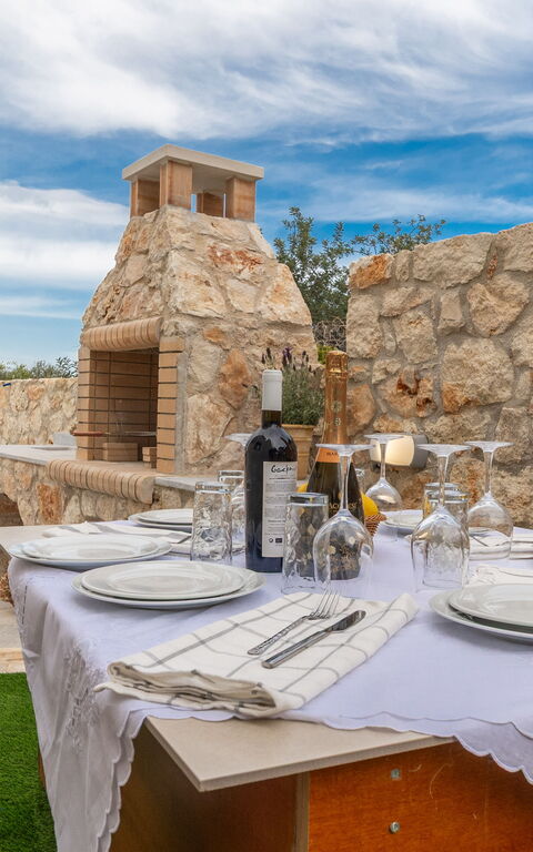 Villa Blini: Eksteriør, Hage, Utendørs