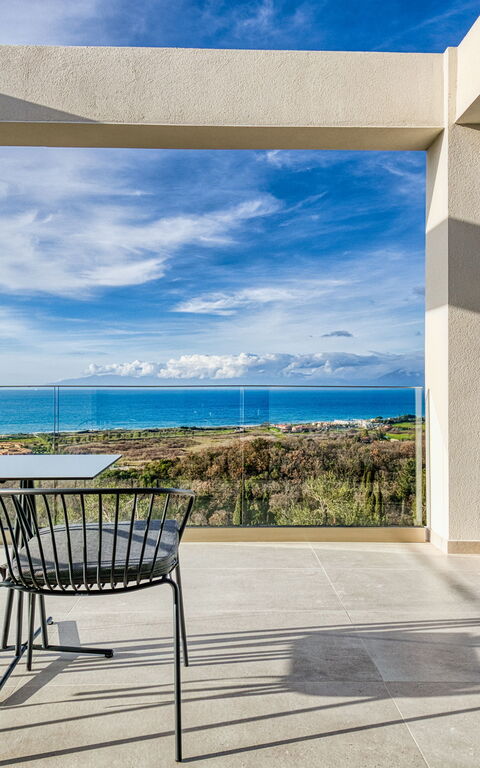 Villa Dominante: Balkong / terrasse / uteplass, Eksteriør, Utendørs, Visningar