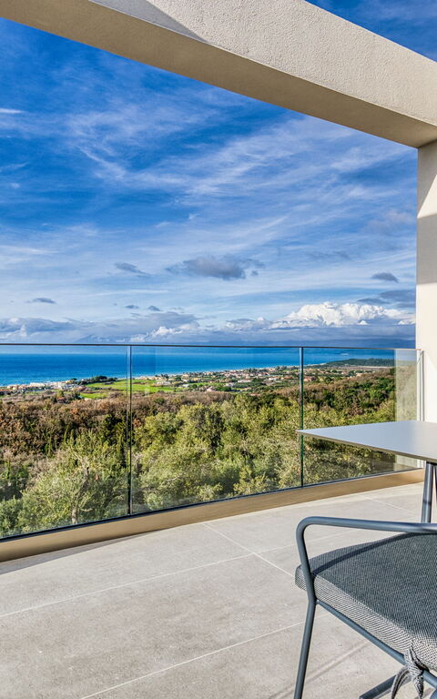 Villa Dominante: Balkong / terrasse / uteplass, Eksteriør, Utendørs, Visningar