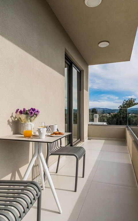 Villa Orientem Bis: Balkong / terrasse / uteplass, basseng, Eksteriør, Utendørs, Visningar