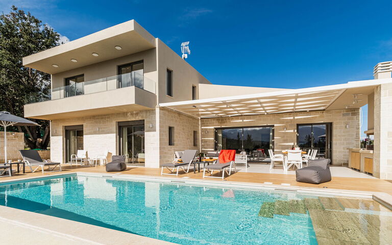 Villa Orientem Bis: Balkong / terrasse / uteplass, basseng, Eksteriør, Hage, Sommer, Utendørs, Vår