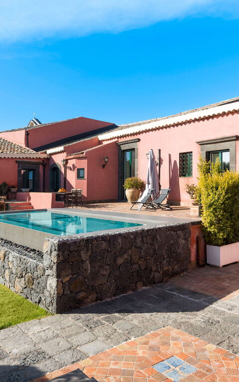 Micanera House: basseng, Eksteriør, Hage, Utendørs