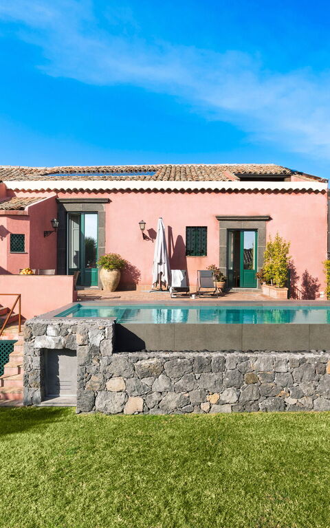 Micanera House: basseng, Eksteriør, Hage, Utendørs