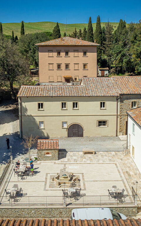 Borgo Ariano: Visningar