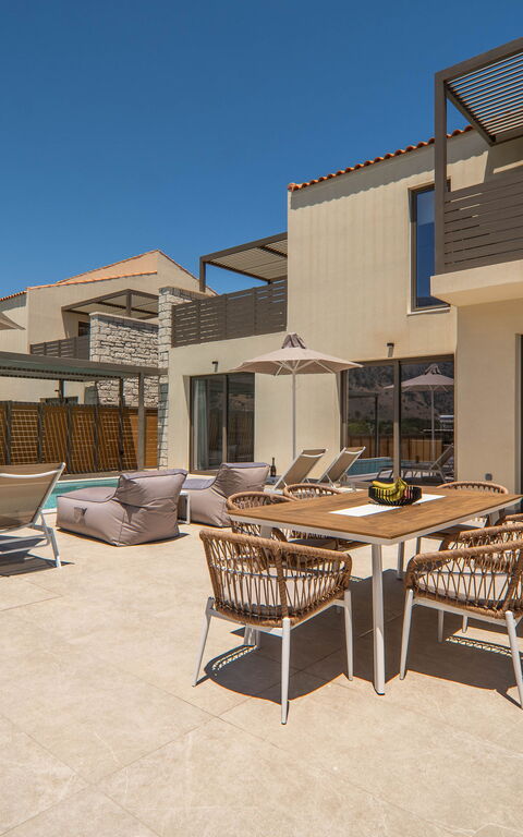 Villa Zen Chrysi: Balkong / terrasse / uteplass, basseng, Eksteriør, Utendørs