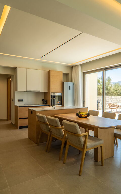 Villa Zen Hera: Kjøkken, Lunsjrom, Stue