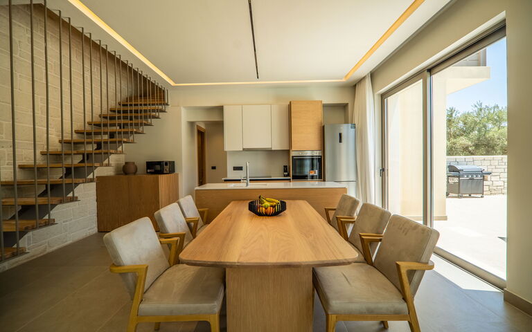 Villa Zen Hera: Kjøkken, Lunsjrom, Stue