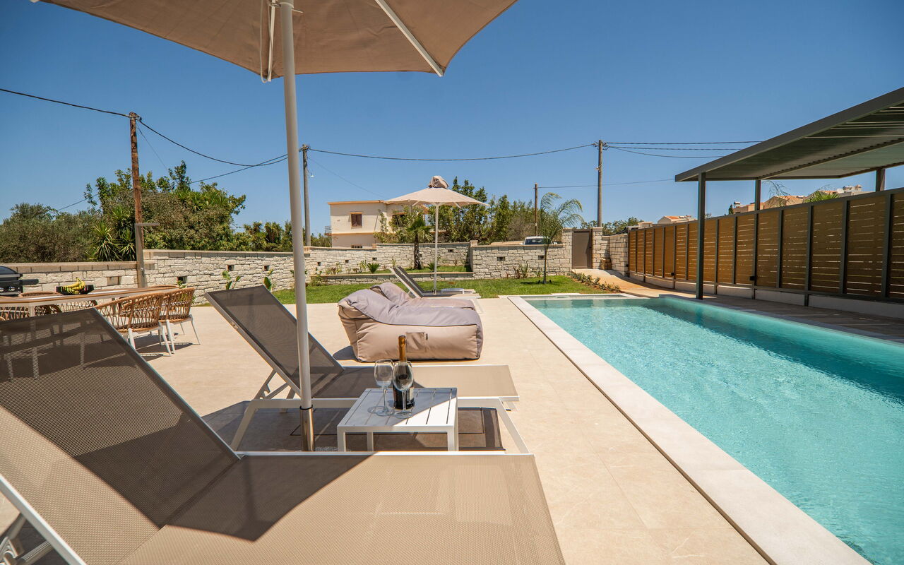 Villa Zen Hera: basseng, Eksteriør, Utendørs