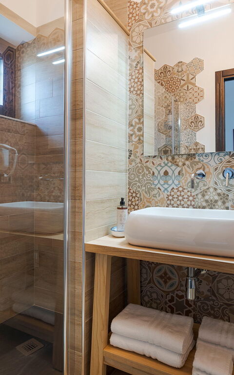 Corte Antigua: Baderom