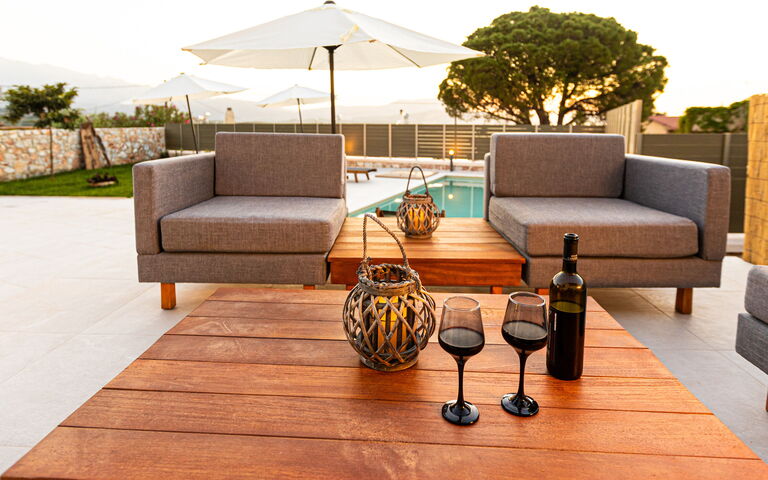 Villa Platon: Balkong / terrasse / uteplass, basseng, Eksteriør, Utendørs