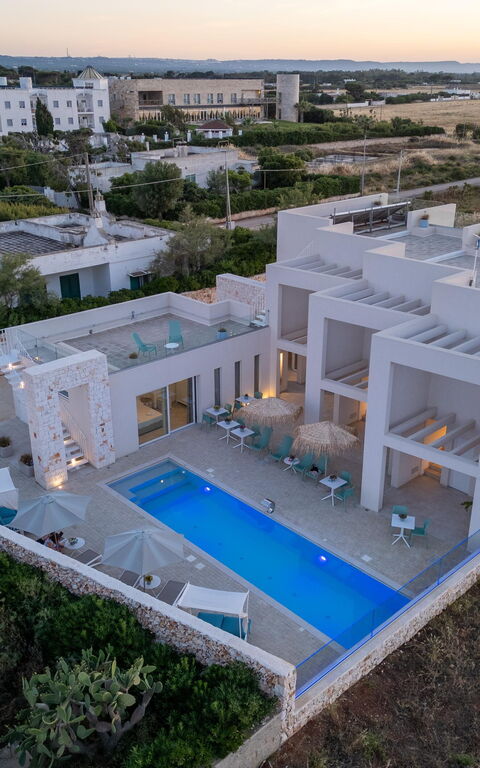 Villa Regina Sul Mare: basseng, Visningar