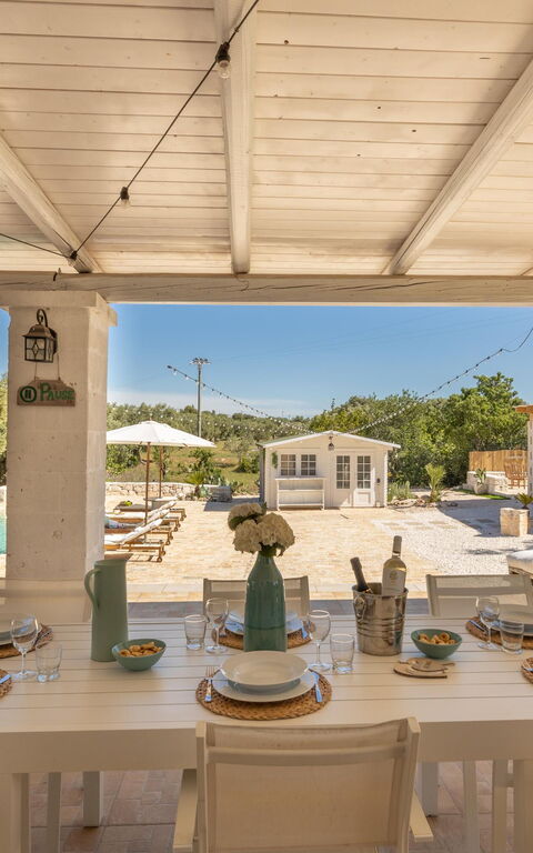 Villa Lampu Di Luce: Balkong / terrasse / uteplass, basseng, Utendørs