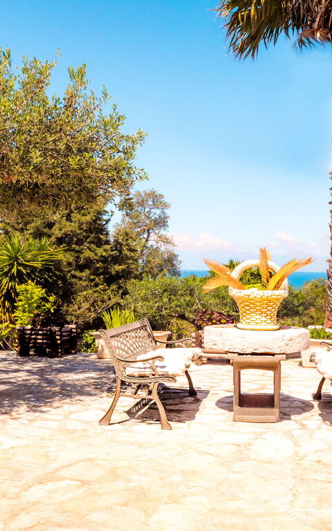 Villa Irida: Balkong / terrasse / uteplass, Visningar