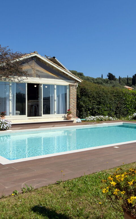 Villa Irida