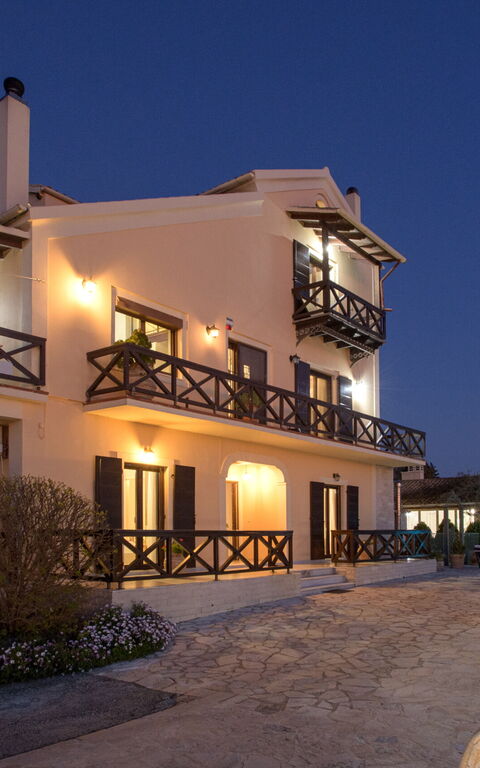 Villa Irida
