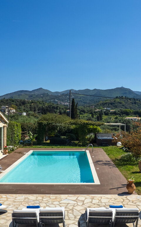 Villa Irida