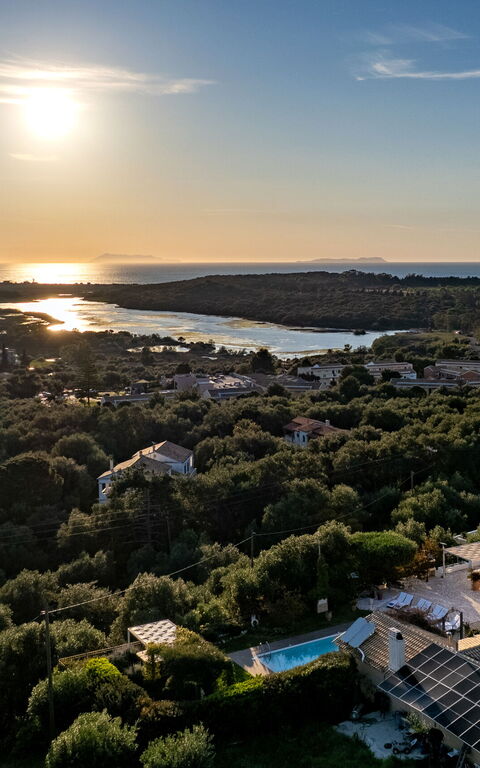 Villa Irida