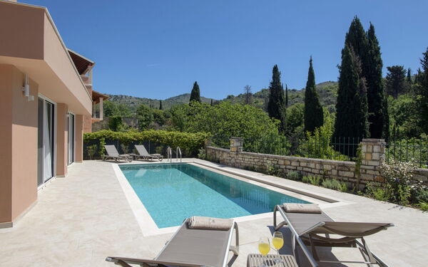 Villa Eleas Ikos: basseng, Eksteriør, Utendørs