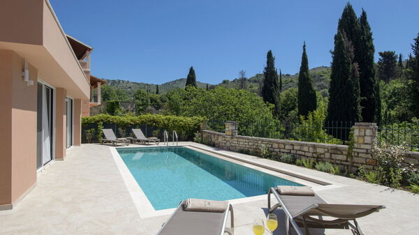 Villa Eleas Ikos: basseng, Eksteriør, Utendørs