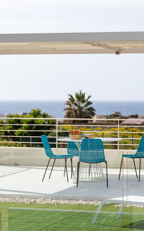 Villa Pizzolungo: Balkong / terrasse / uteplass, Hage, Visningar