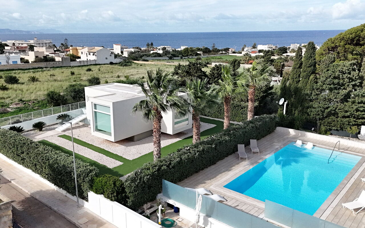 Villa Pizzolungo: basseng, Utendørs, Visningar