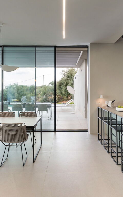 Villa Calypso: Kjøkken, Lunsjrom, Stue