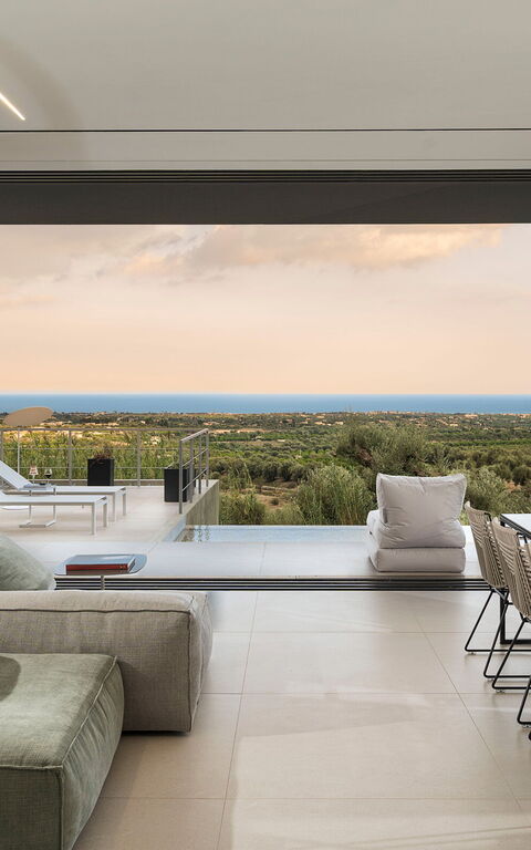 Villa Calypso: Lunsjrom, Stue, Visningar