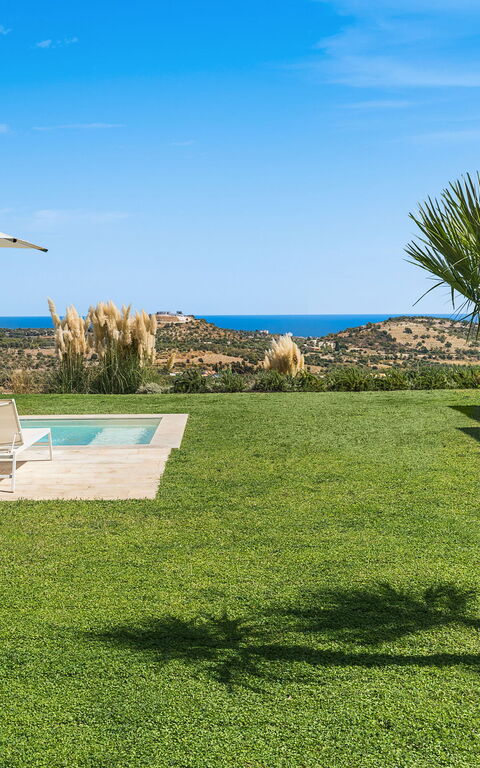 Villa Petite Afrique: basseng, Eksteriør, Hage, Utendørs