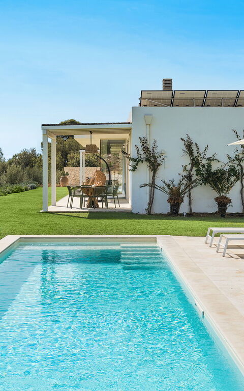 Villa Petite Afrique: basseng, Eksteriør, Utendørs