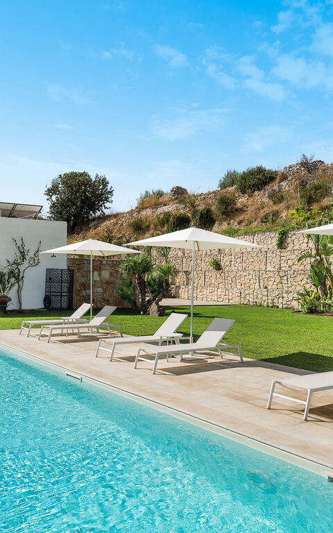 Villa Petite Afrique: basseng, Eksteriør, Hage, Utendørs