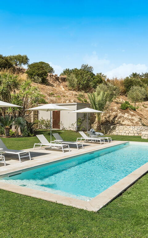 Villa Petite Afrique: basseng, Eksteriør, Hage, Utendørs