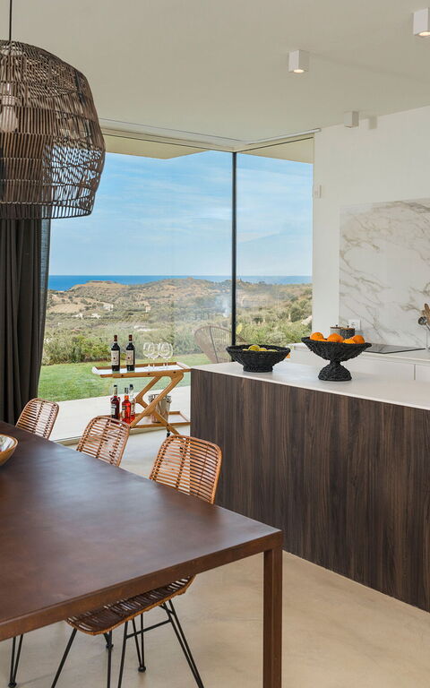 Villa Petite Afrique: Kjøkken, Lunsjrom