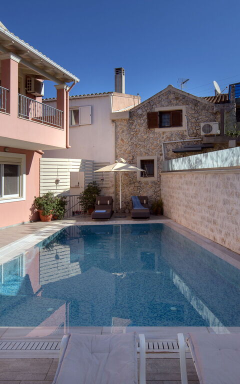 Doctor'S House: basseng, Eksteriør, Utendørs