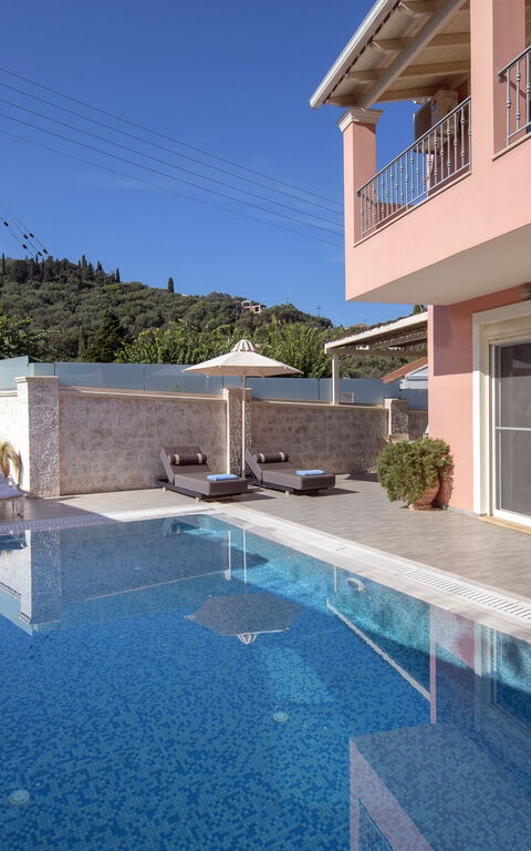 Doctor'S House: basseng, Eksteriør, Utendørs