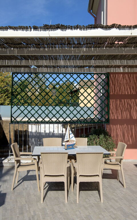 Doctor'S House: Balkong / terrasse / uteplass, Eksteriør, Utendørs