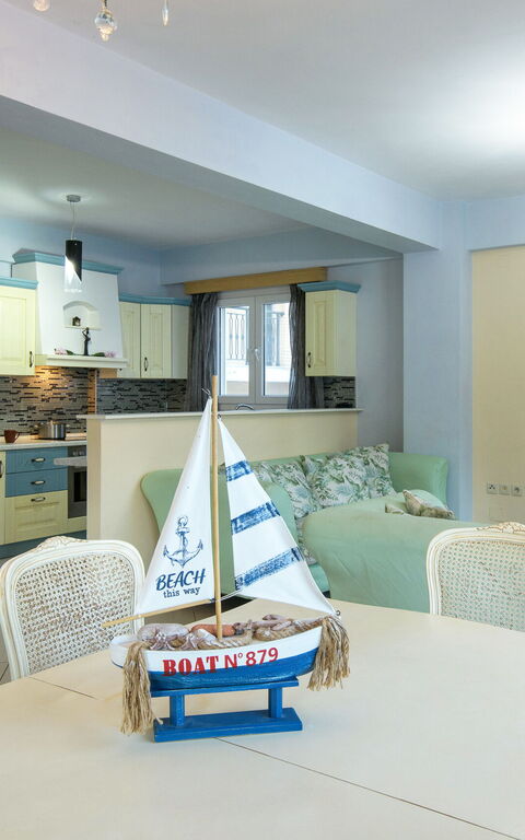 Doctor'S House: Lunsjrom, Stue