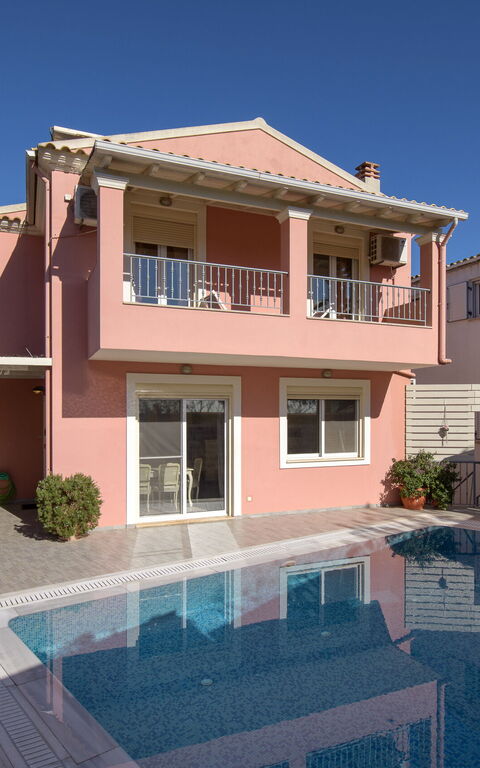 Doctor'S House: basseng, Eksteriør, Utendørs