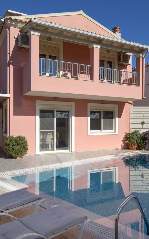 Doctor'S House: basseng, Eksteriør, Utendørs