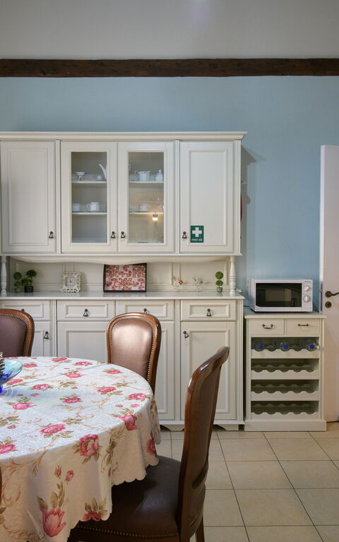 Doctor'S House: Kjøkken, Lunsjrom