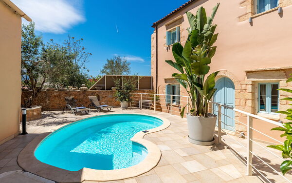 Villa Cava: basseng, Eksteriør, Utendørs