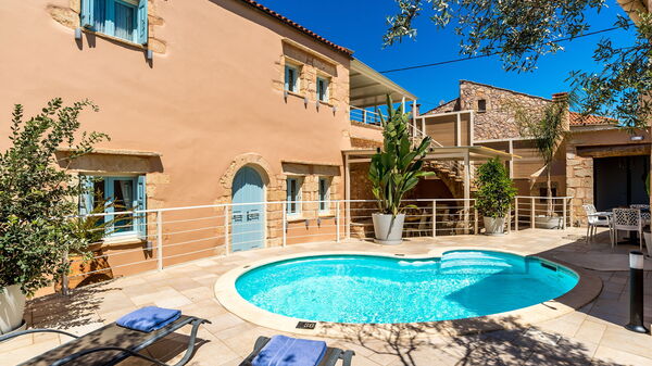 Villa Cava: basseng, Eksteriør, Utendørs